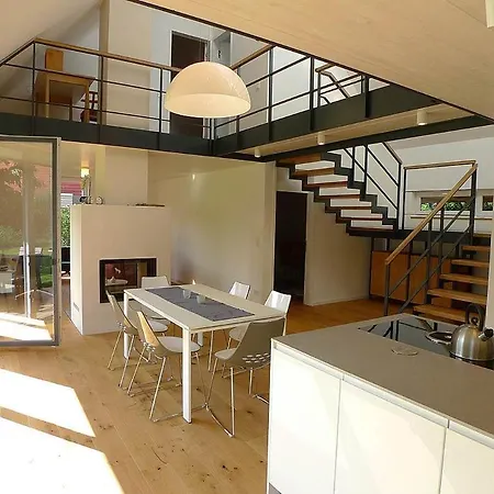 Haus Licht And Moor *